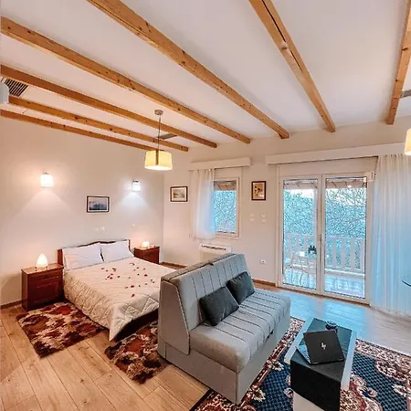 Thea Eurostina * Pyrgos (Corinthia)