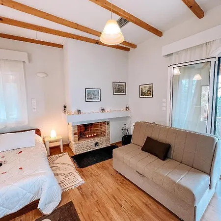 Thea Eurostina * Pyrgos (Corinthia)