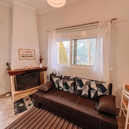 Thea Eurostina Apartment