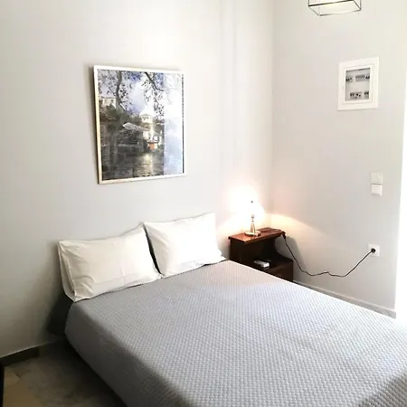 Thea Eurostina * Pyrgos (Corinthia)