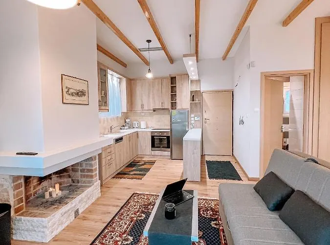 Thea Eurostina Апартаменты