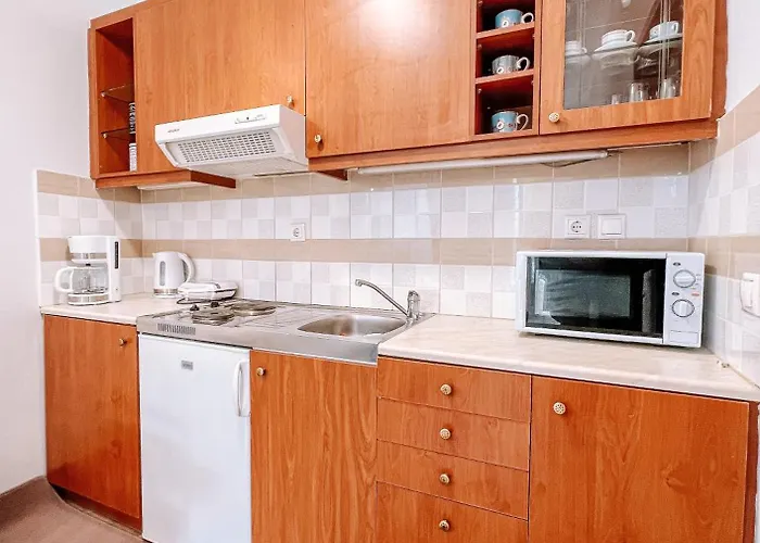 Thea Eurostina Pyrgos (Corinthia)