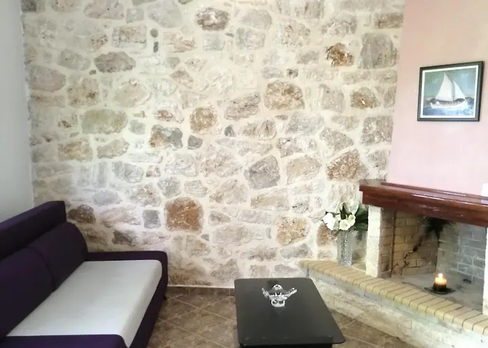 Апартаменты Thea Eurostina Pyrgos (Corinthia)