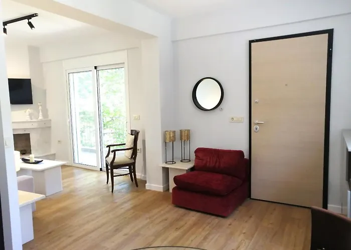 Thea Eurostina * Pyrgos (Corinthia)